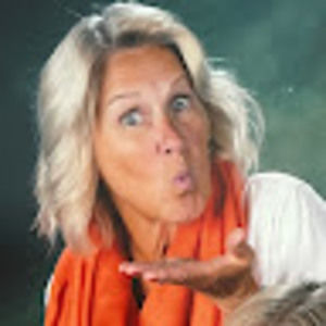 Meet your Posher, Kimberly l.